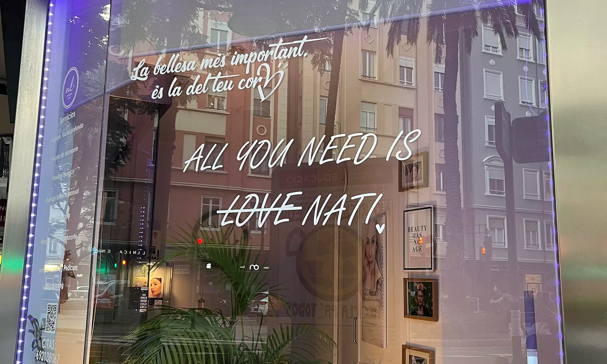 Redefine tus cejas de forma natural: microblading y opción a sombreado