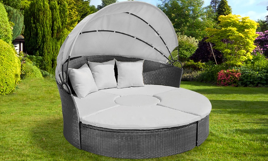 Image 8: Rattan Garden Daybed