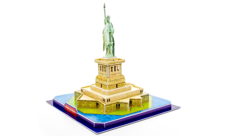 Image 12: 3D Landmark Puzzle