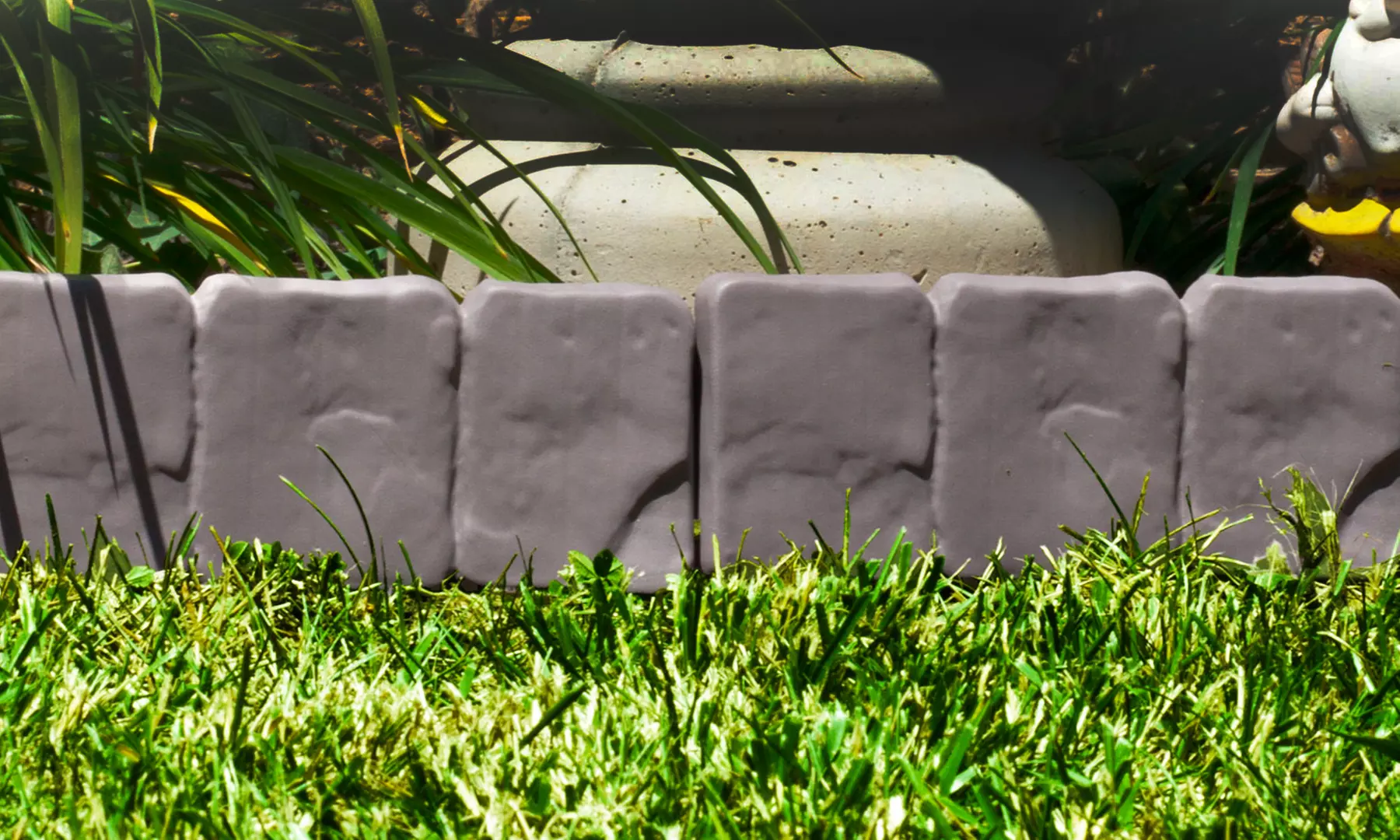 Faux Cobblestone Flower Bed Border (10-Piece) - Primary Image