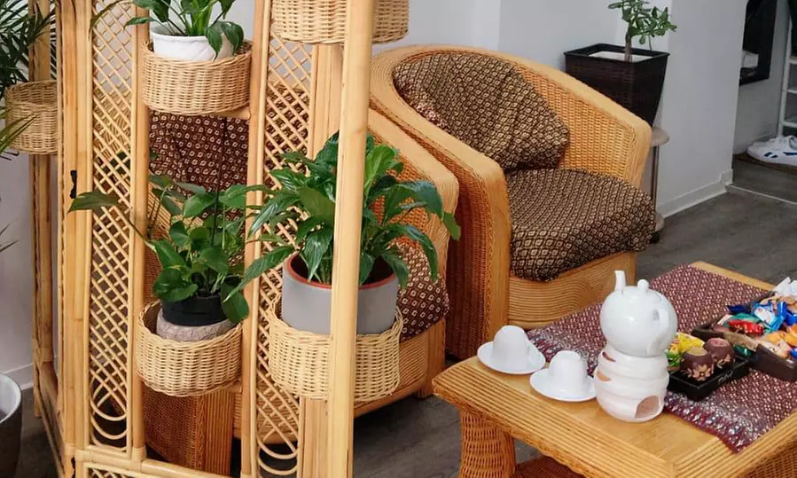 Thai-Massage nach Wahl oder Hot-Stone-Massage für 1 Person