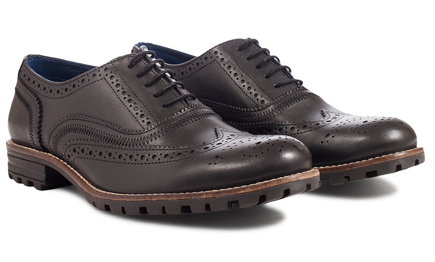 Image 2: Men's Leather Brogues