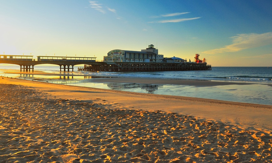 Image 9: Bournemouth Bliss: Seaside Escape with Breakfast 