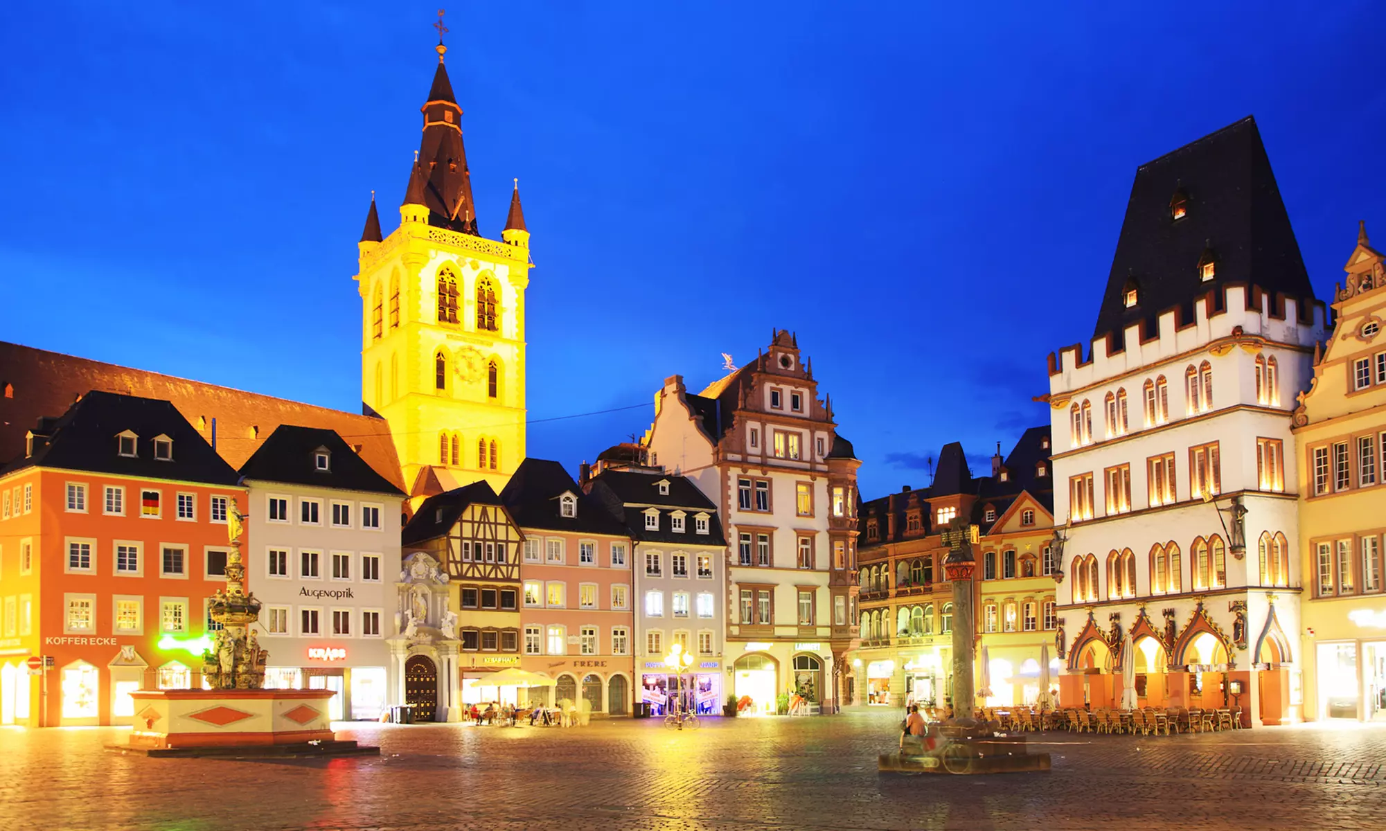 Trier: 2-4 Tage für Zwei inkl. Frühstück, Pralinenüberraschung und TrierCard im 4* IAT Plaza Hotel - Primary Image