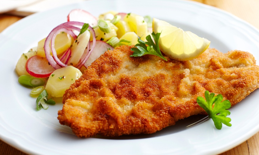 Wiener Kalbsschnitzel mit Beilage - Restaurant Leonardo&amp;#39;s | Groupon