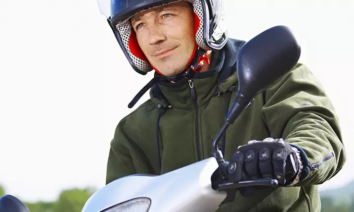 Formation conduite de scooter 125 cmᶟ, en semaine ou le samedi à L'École du Scooter (jusqu'à 26% de rédcution) - Primary Image