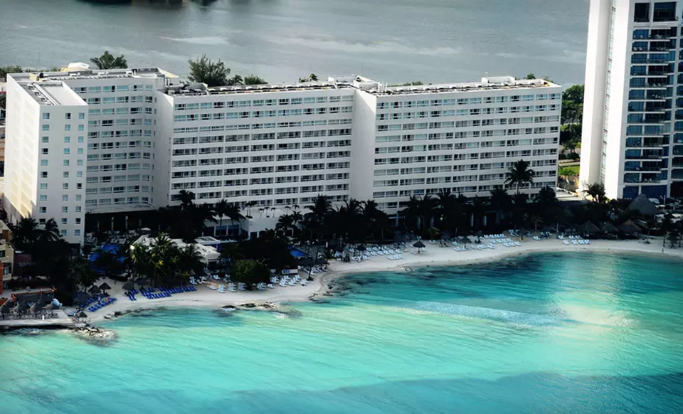 All-Inclusive Stay at Grand Oasis Viva in Cancún, Mexico - Primary Image