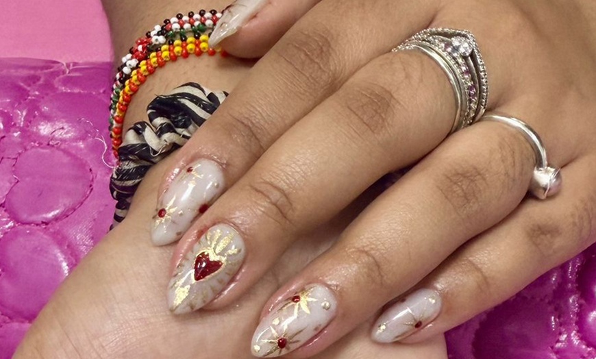 Image 7: Pamper Yourself with One Session of Classic or Gel Mani-Pedi
