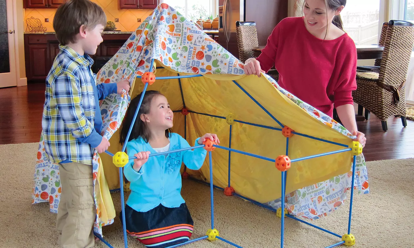 Discovery Kids Construction Fort (72-Piece) - Primary Image