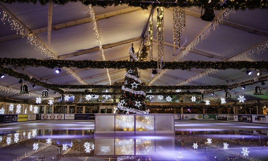 Image 1: Marché de noël "Winterland Hasselt"