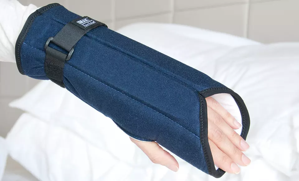 Imak Smart Glove PM for Carpal Tunnel Syndrome - Second Medium