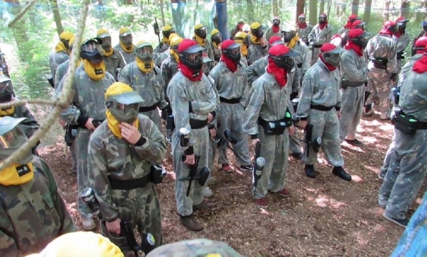 Image 6: Paintball With Lunch for Four