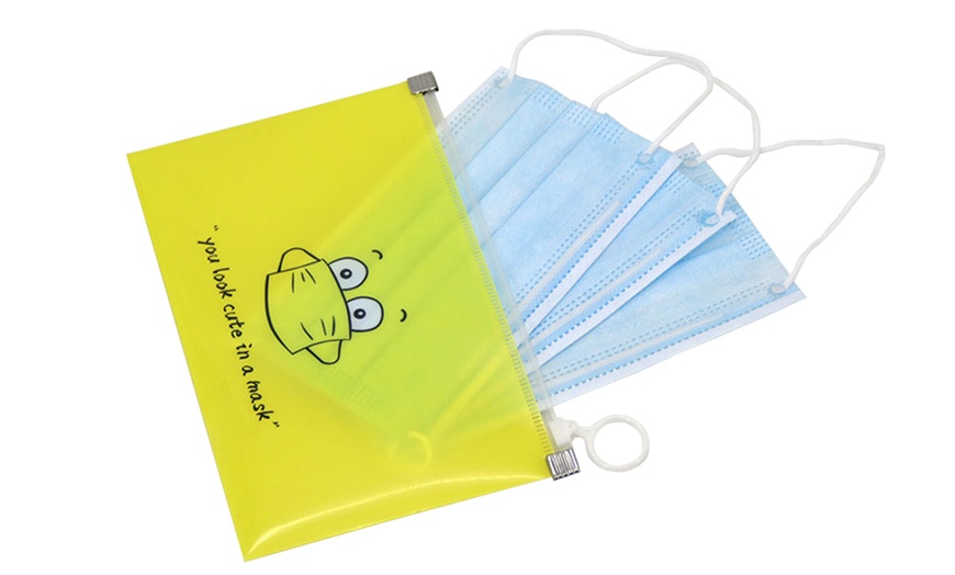 Image 8: Face Mask Storage Bag