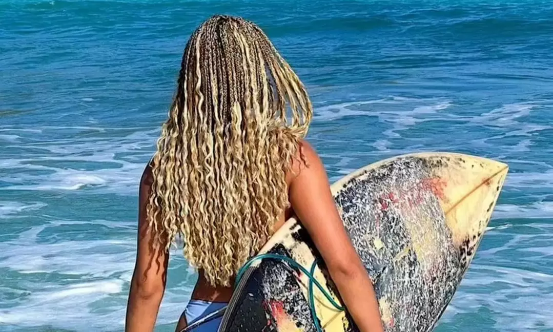 Transform Your Look with Medium or Small Size Long Box Braids