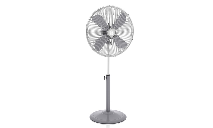 Image 19: Swan Retro Clock, Stand or Desk Fan
