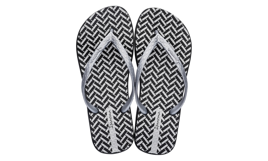 Image 7: Ipanema Flexible Flip-Flops