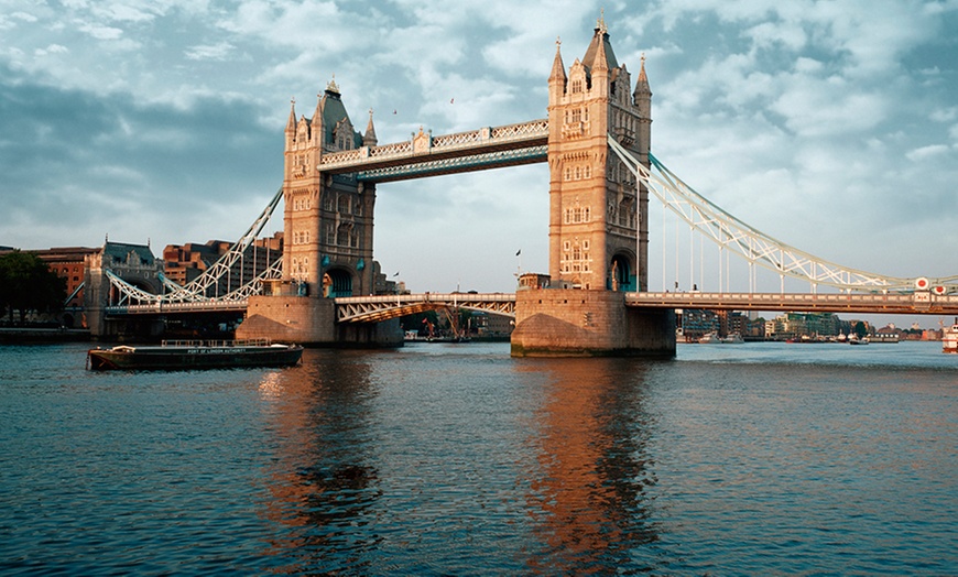 Image 2: ✈ Crete: 3, 5 & 7 Nights with Hotels & Return Flights 