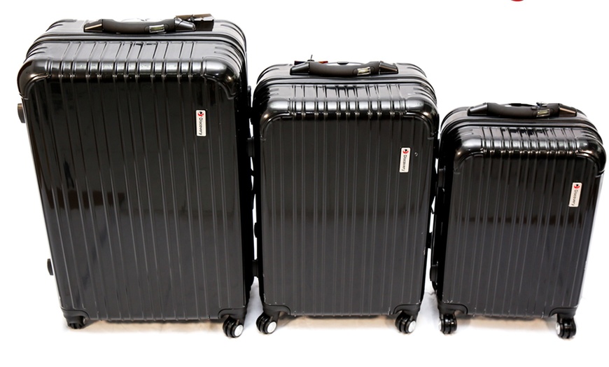 Image 17: Discovery Three-Piece Luggage