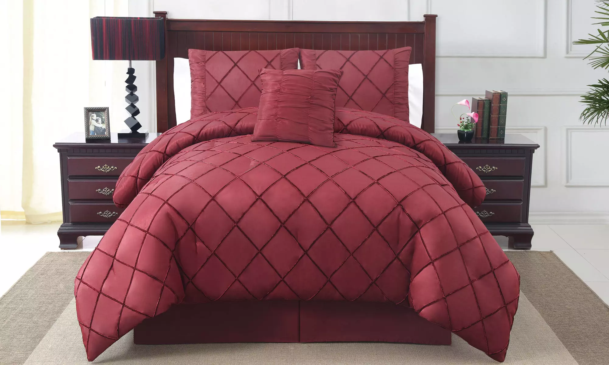 London and Santiago Pintucked Comforter Set (4-Piece) - Second Medium