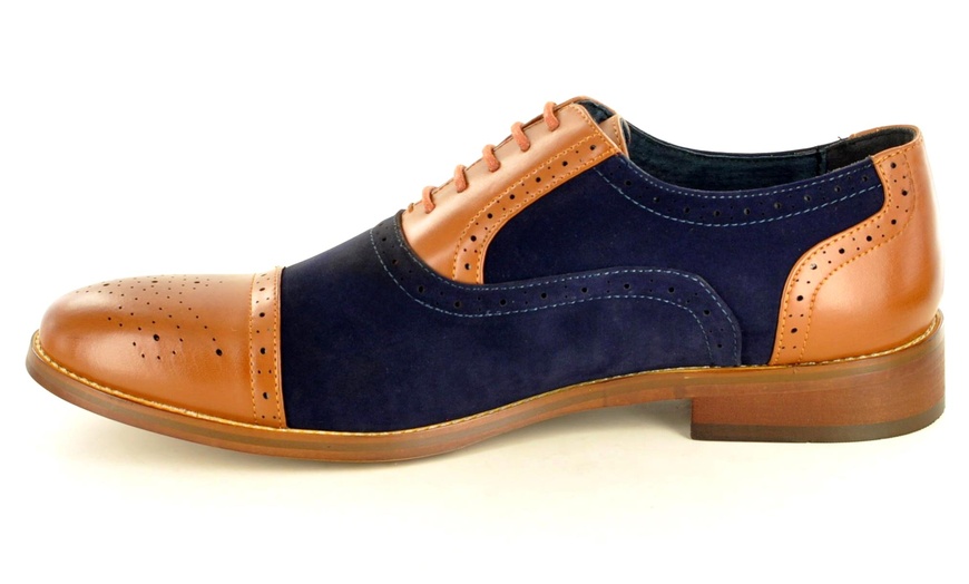 Image 19: Two-Tone Men's Brogue Shoes