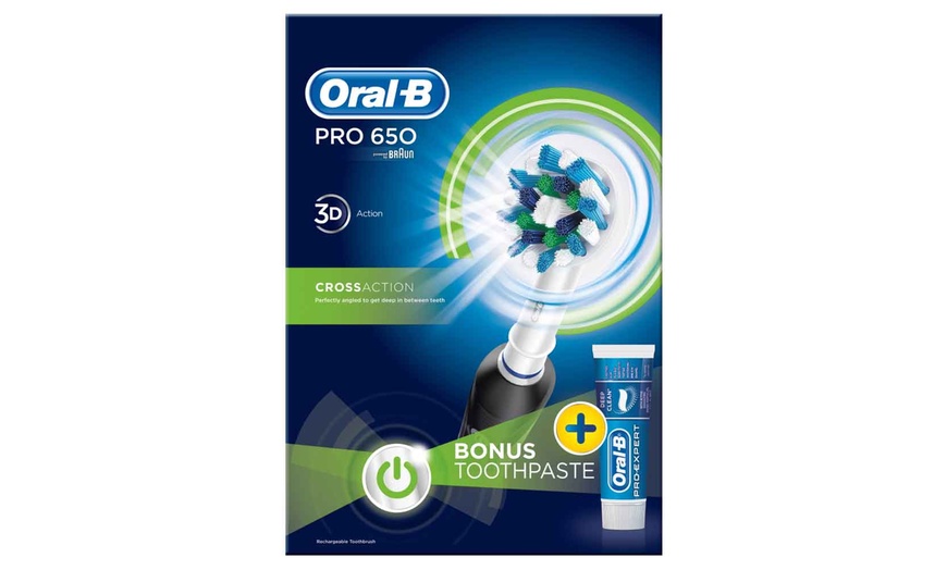 Image 3: Braun Oral-B 650 Toothbrush