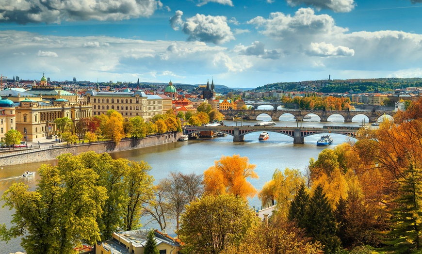 Image 6: ✈ Budapest & Prague: 4/6 Nights with Hotels, Train Transfers & Flights