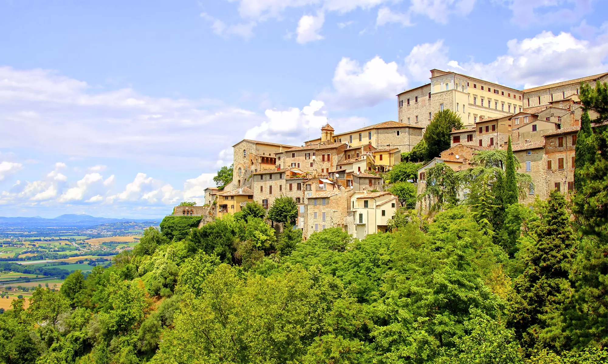7-Day Umbria Vacation. Price per Person Based on Double Occupancy. (Buy 1 Voucher per Person)  - Primary Image
