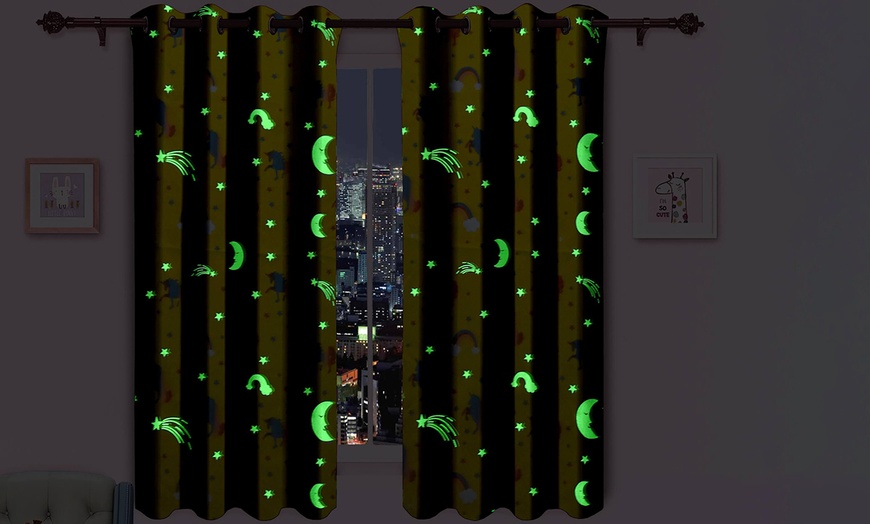 Image 20: Glow-In-The-Dark Curtains