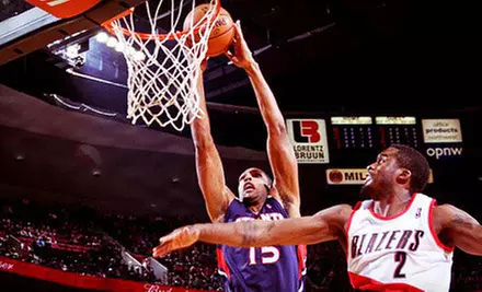 Atlanta Hawks Game with Unlimited Popcorn and Soda at Philips Arena on November 28 or 30 at 7:30 p.m. (Up to 48% Off) - Primary Image