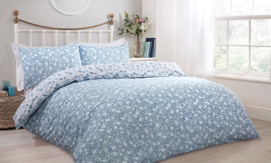 Image 1: Pieridae Ditsy Floral Duvet Set