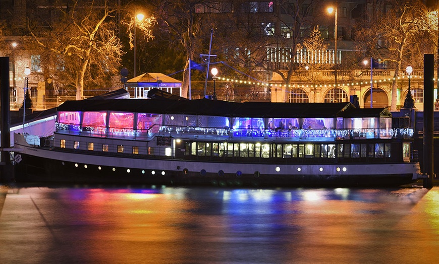 yacht dinner cruise london