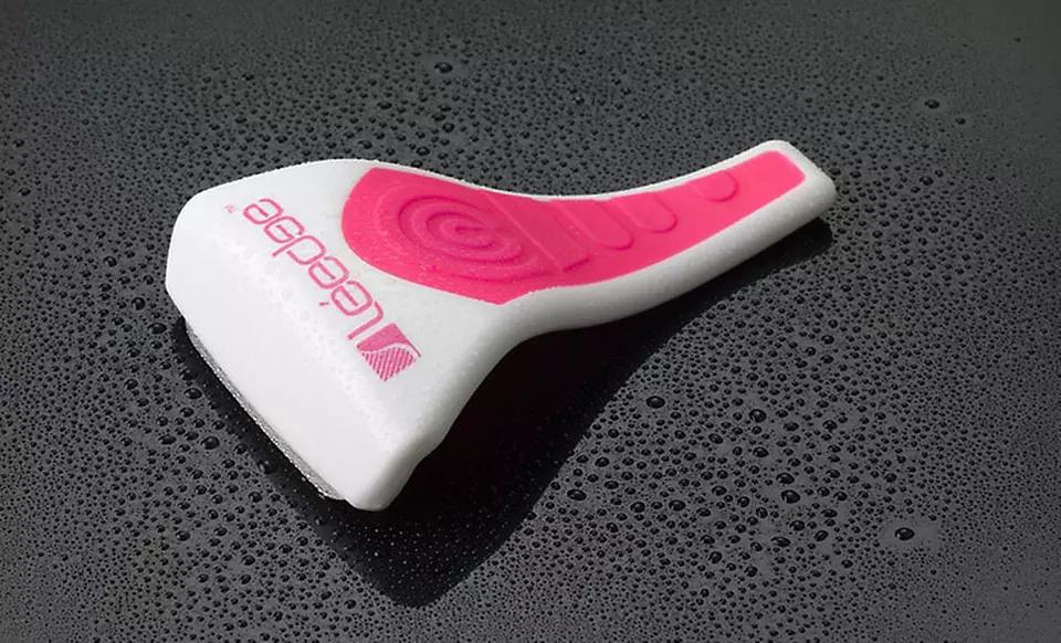 Le Edge Body Exfoliating Tool - Second Medium