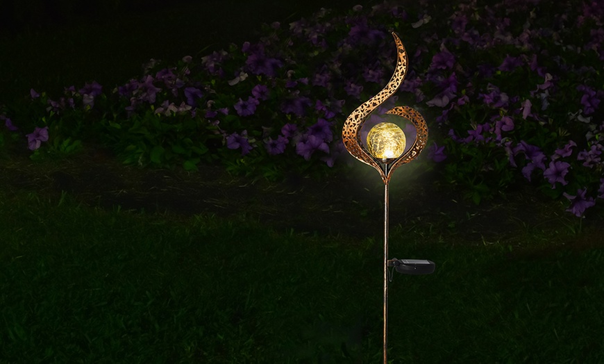 Image 5: Lampe solaire GloBrite Moon Crackle Bulb