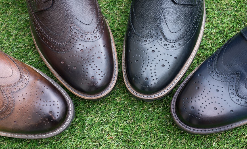 Image 4: Men's Leather Chunky Brogues