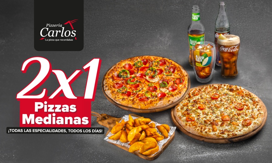 Image 1: 2x1 en pizzas medianas en Pizzerías Carlos, con más de 45 ubicaciones