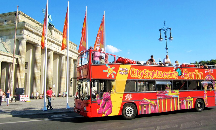 Image 3: City Sightseeing Ltd Bus Tours from £4.50 Per Child/£8.10 Per Adult