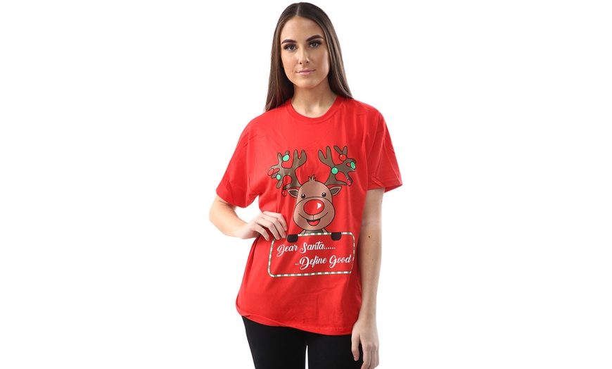 Image 4: Christmas T-Shirt