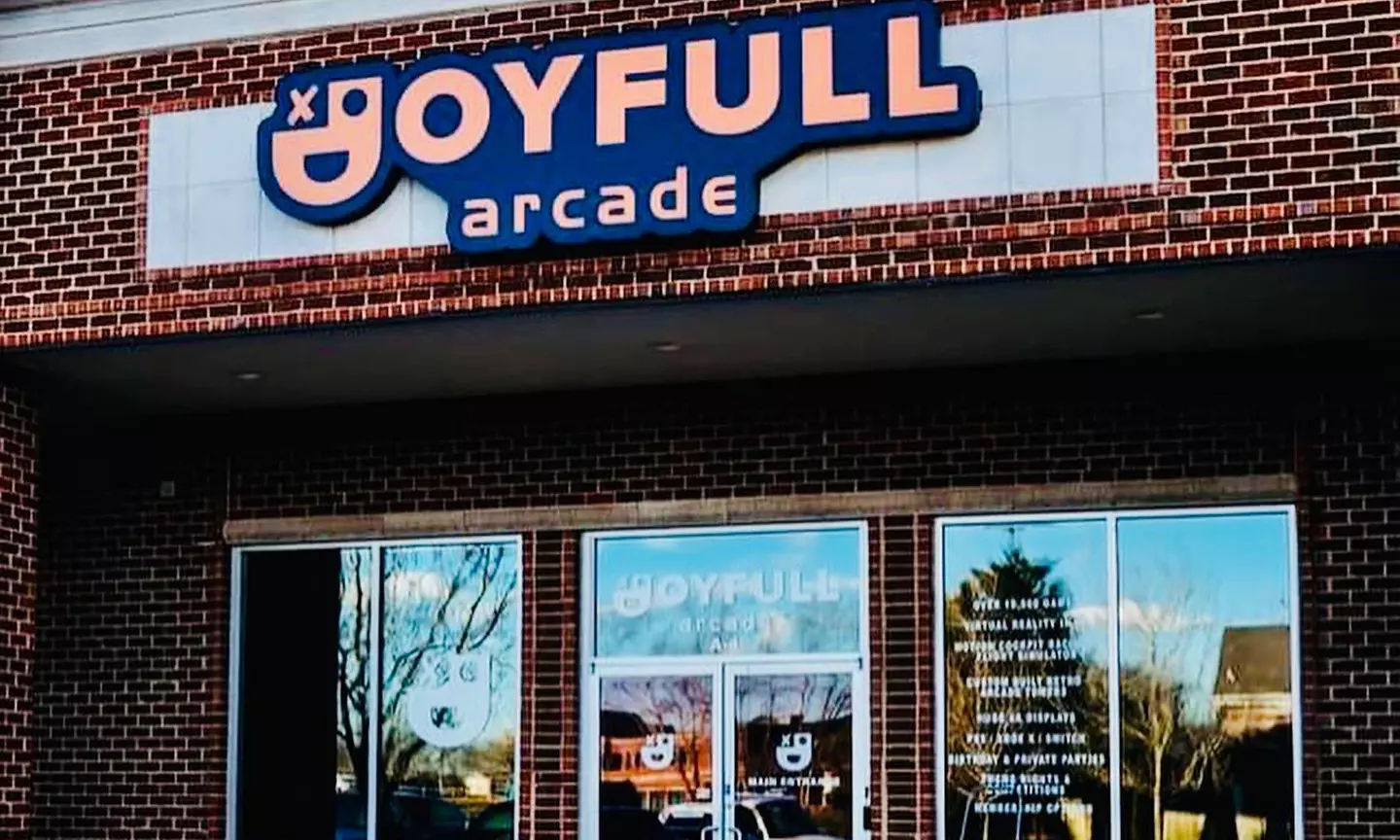 The Ultimate Gaming Marathon: Dynamic Duo Arcade,Virtual Reality Adventure  - Second Medium