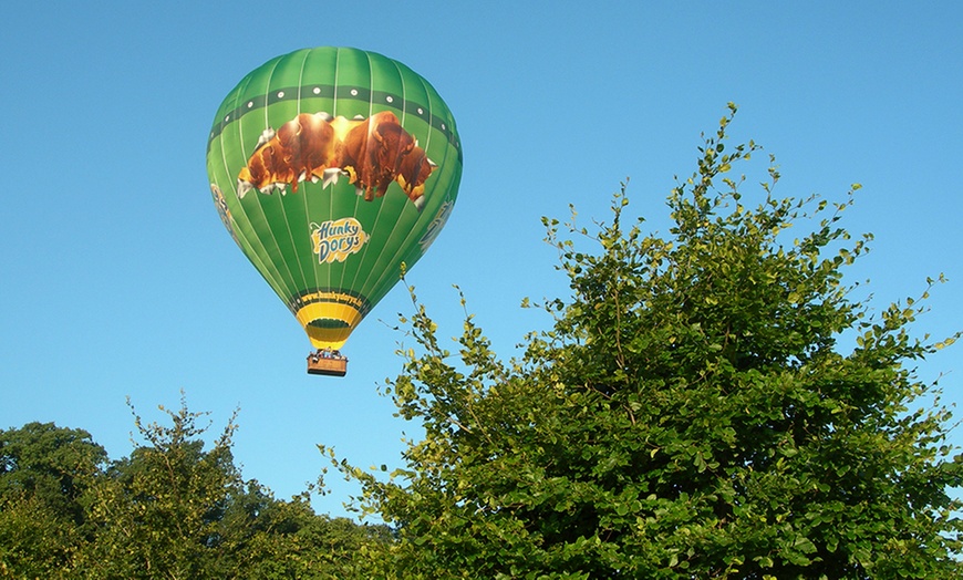 Image 4: Hot Air Ballooning With Champagne