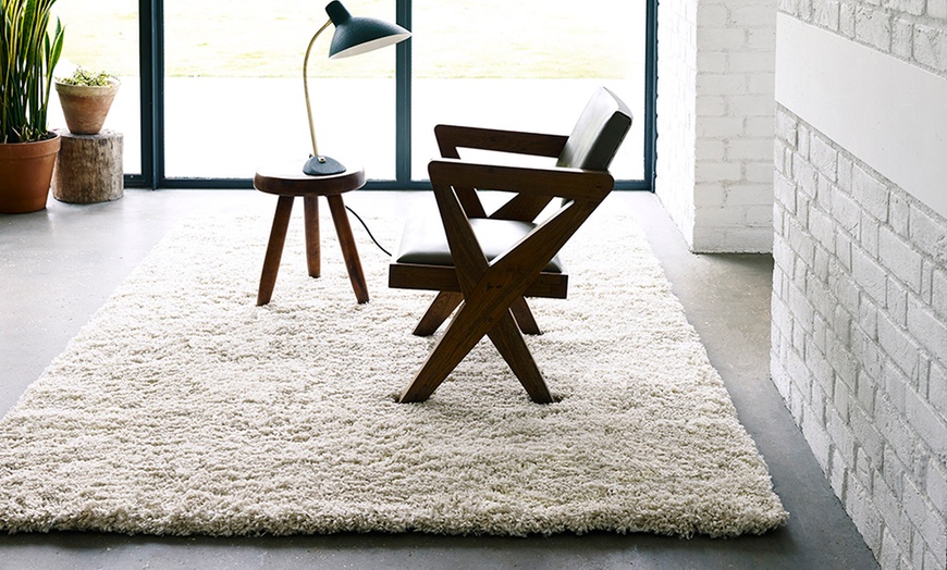 Image 1: Luxury Deep Pile Shaggy Rug