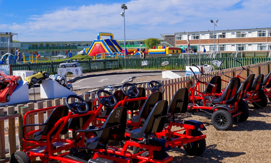 Image 5: New Pontins Holiday Parks