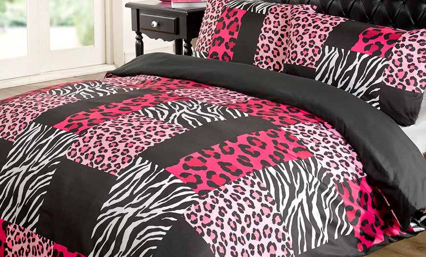 Image 14: Clearance Duvet Sets