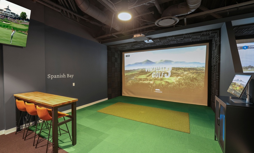 Image 2: Swing By for a 1 or 2 Hr Golf Simulator Experience for up to 4 People!