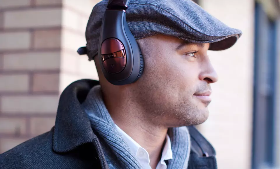 $249.99 for 1 Pair of Klipsch Mode M40 Noise-Canceling Headphones ($349.99 List Price). Free Shipping and Returns. - Primary Image