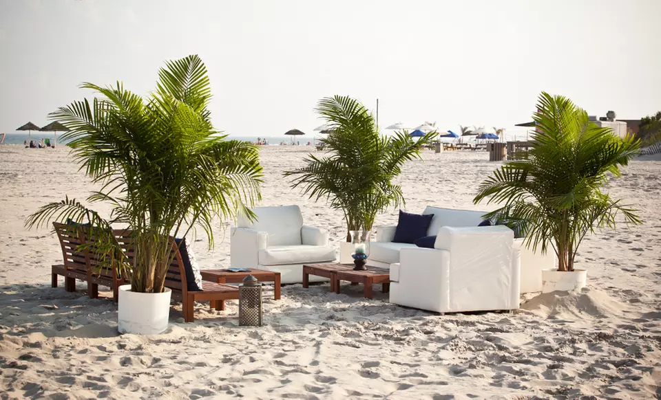 Stay with Late Checkout at Hotel Icona in Diamond Beach, NJ. Dates into December. - Primary Image