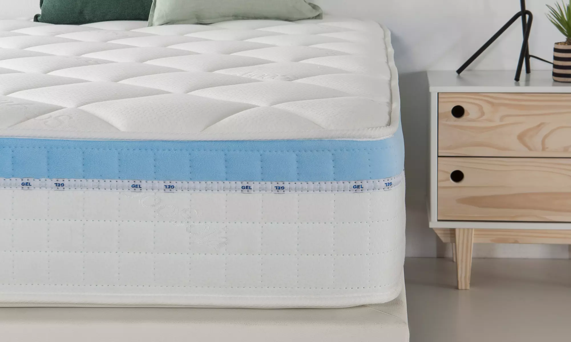 Matelas en mousse à mémoire de forme, épaisseur 25 cm, livraison offerte - Second Medium