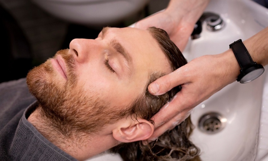 Image 3: Men's or Subayai Express Japanese Head Spa with Optional Mini Facial