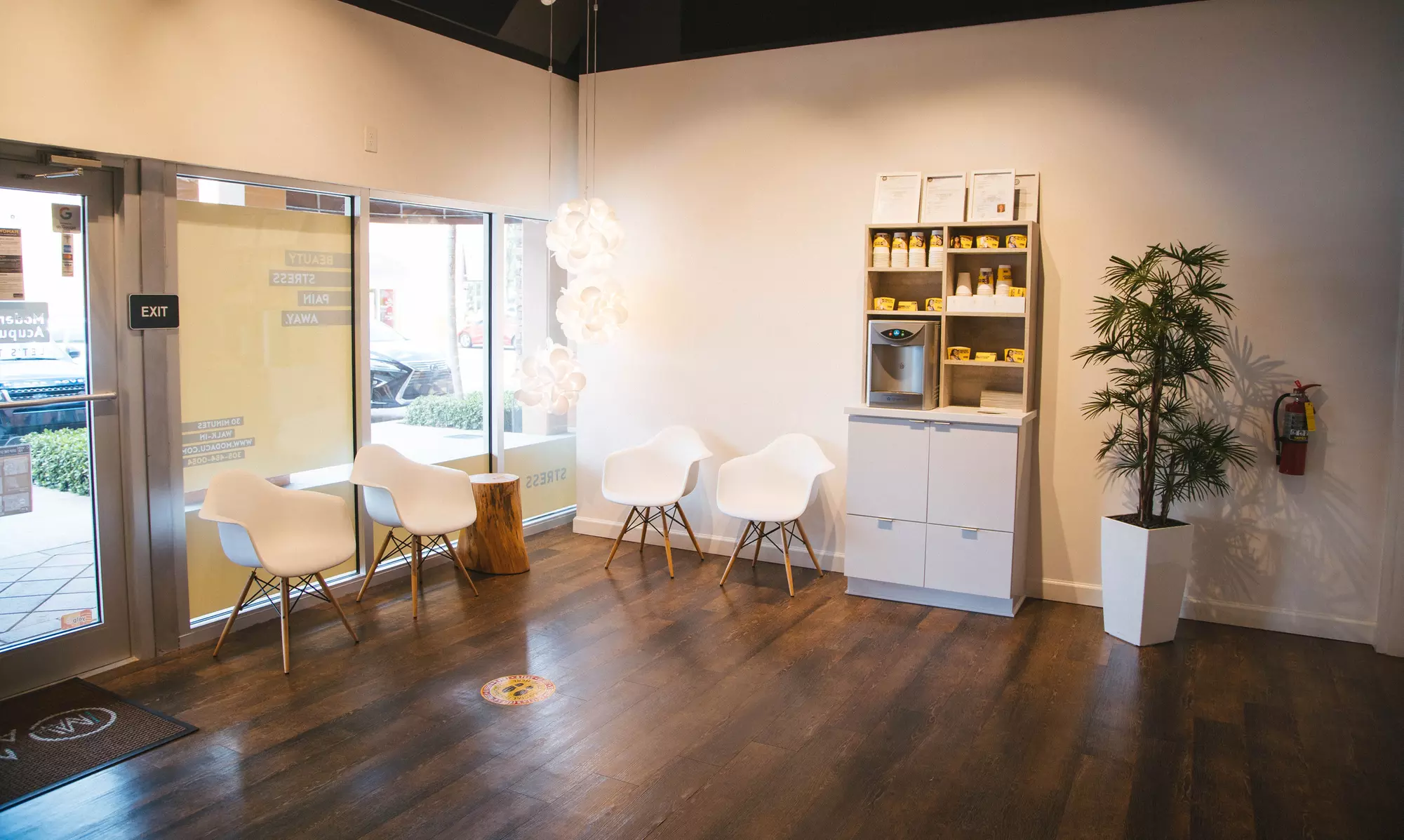 One or Three Health or Glow Acupuncture Sessions at Modern Acupuncture (Up to 67% Off) - Primary Image