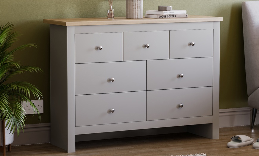 Image 18: Arlington Bedroom Furniture Collection
