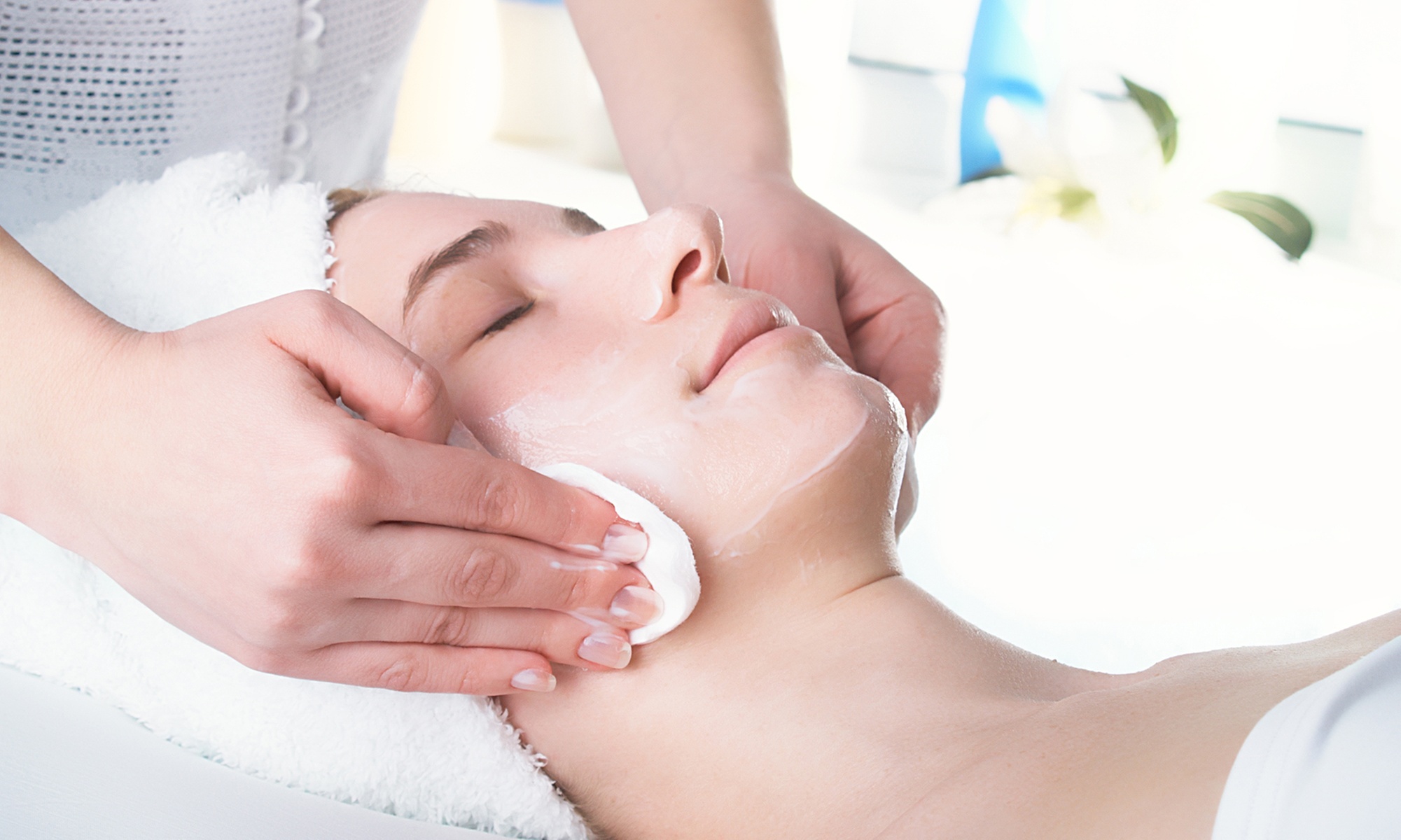 Experience rejuvenation at MY SKIN CARE with a 90-min facial or 30-min peel, up to 50% off. Feel refreshed and glowing!